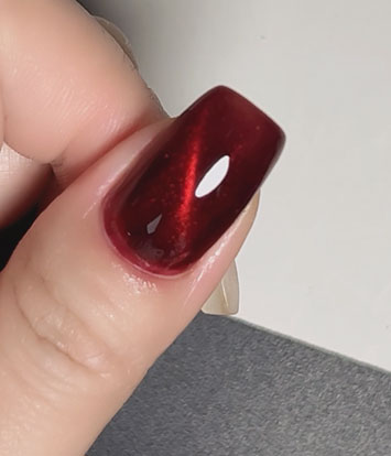 Why Your Cat-Eye Gel Polish Isn’t Working (And How to Fix It!)