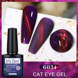 10ml Classic Red & Green Color Cat Eye Gel Polish Magnetic Nail Polish