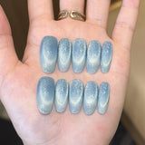 Luxe Shimmer Handcrafted Press-On Nails – Icy Cat Eye & Gold Foil Marble Collection
